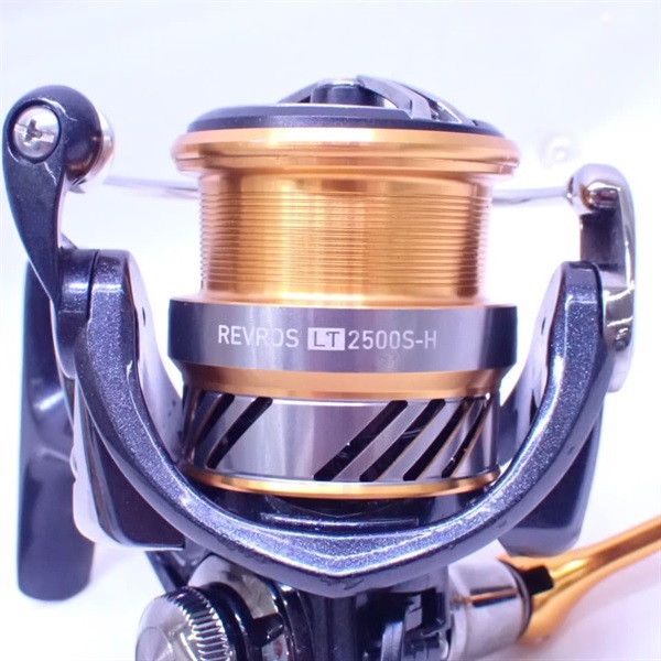 ２０レブロスＬＴ２５００ＳーＨ